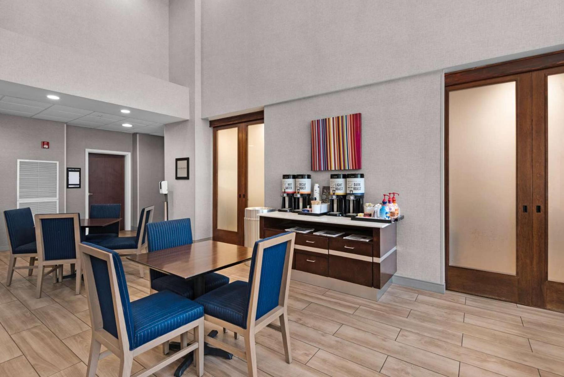 Hampton Inn & Suites Pensacola I-10 N At University Town Plaza Ferry Pass Exterior foto