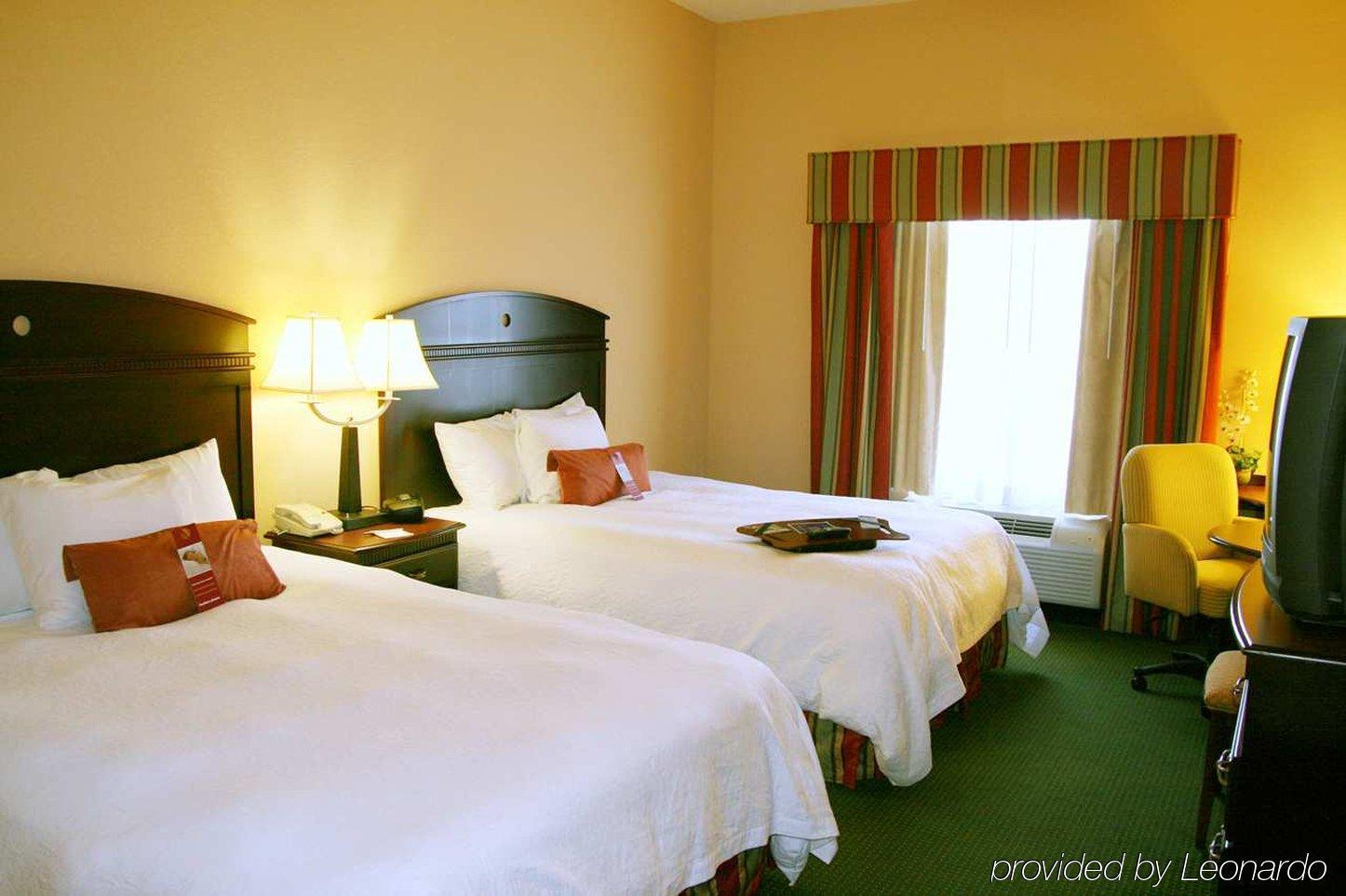 Hampton Inn & Suites Pensacola I-10 N At University Town Plaza Ferry Pass Quarto foto